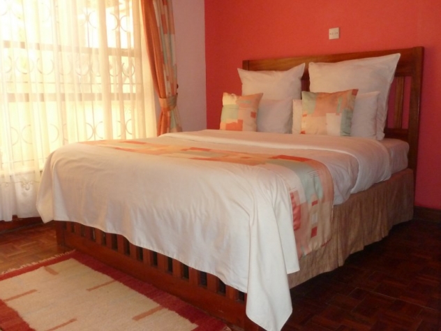 Leon Villas Guesthouse Woodley Court Apartment, Ngong Rd, Nairobi, Kenya 